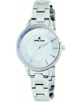 Montre femme Daniel Klein avec un magnifique bracelet diamètre 3 cm, garantie 2 ans.