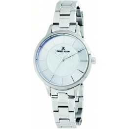 Montre femme Daniel Klein avec un magnifique bracelet diamètre 3 cm, garantie 2 ans.