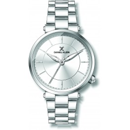Montre femme Daniel Klein avec un magnifique bracelet diamètre 3,2 cm, garantie 2 ans.