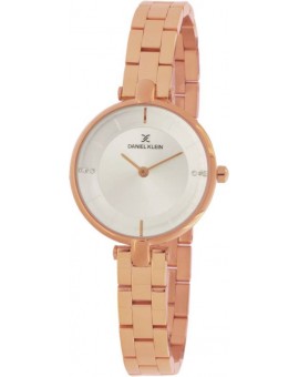 Montre femme Daniel Klein avec un magnifique bracelet diamètre 3 cm, garantie 2 ans.